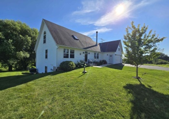 11A24 Bunker, APPLE RIVER, Illinois 61001, 4 Bedrooms Bedrooms, ,3 BathroomsBathrooms,House,For Sale,Bunker,202504478