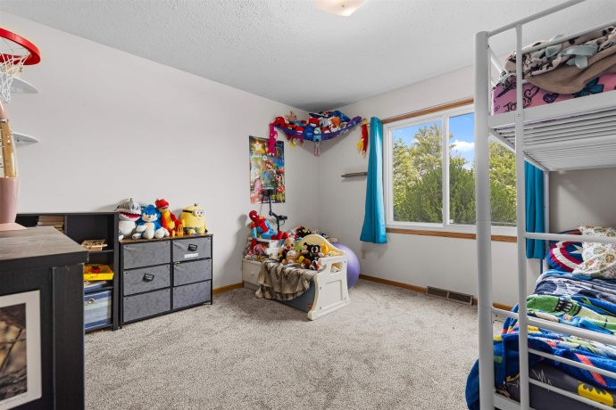 706 Pin Oak, ROCKTON, Illinois 61072, 3 Bedrooms Bedrooms, ,2 BathroomsBathrooms,House,For Sale,Pin Oak,202504501