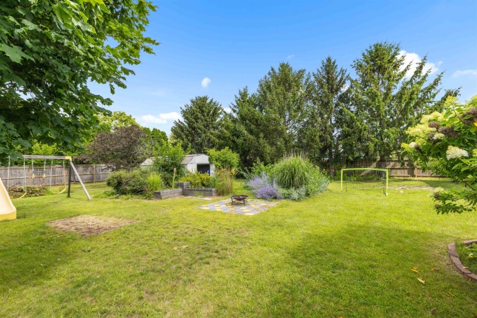 706 Pin Oak, ROCKTON, Illinois 61072, 3 Bedrooms Bedrooms, ,2 BathroomsBathrooms,House,For Sale,Pin Oak,202504501