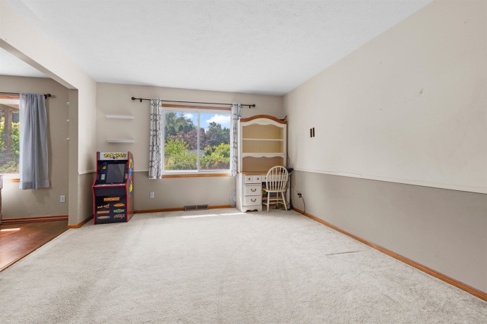 706 Pin Oak, ROCKTON, Illinois 61072, 3 Bedrooms Bedrooms, ,2 BathroomsBathrooms,House,For Sale,Pin Oak,202504501