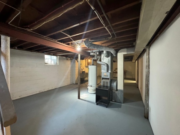 1515 23rd Street, ROCKFORD, Illinois 61108, 3 Bedrooms Bedrooms, ,1 BathroomBathrooms,House,For Sale,23rd Street,202504506