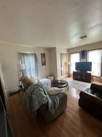 808 Adams, FREEPORT, Illinois 61032, 3 Bedrooms Bedrooms, ,1 BathroomBathrooms,House,For Sale,Adams,202502215