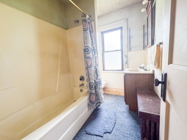 7916 Pines, POLO, Illinois 61064, 2 Bedrooms Bedrooms, ,1 BathroomBathrooms,House,For Sale,Pines,202504547