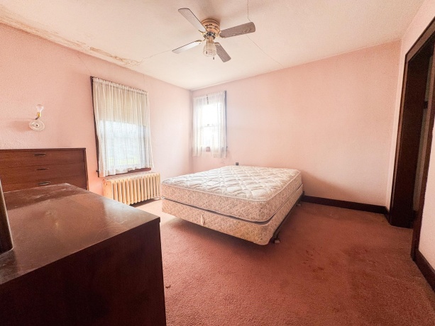 7916 Pines, POLO, Illinois 61064, 2 Bedrooms Bedrooms, ,1 BathroomBathrooms,House,For Sale,Pines,202504547