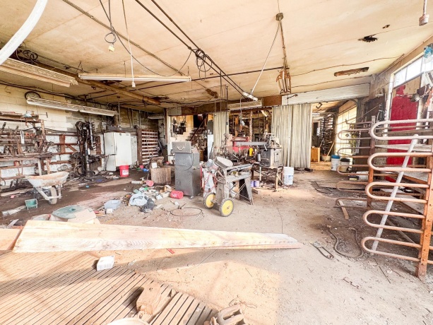 7916 Pines, POLO, Illinois 61064, 2 Bedrooms Bedrooms, ,1 BathroomBathrooms,House,For Sale,Pines,202504547