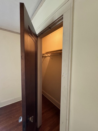 2231 9th Avenue, ROCKFORD, Illinois 61104, 3 Bedrooms Bedrooms, ,1 BathroomBathrooms,House,For Sale,9th Avenue,202504548