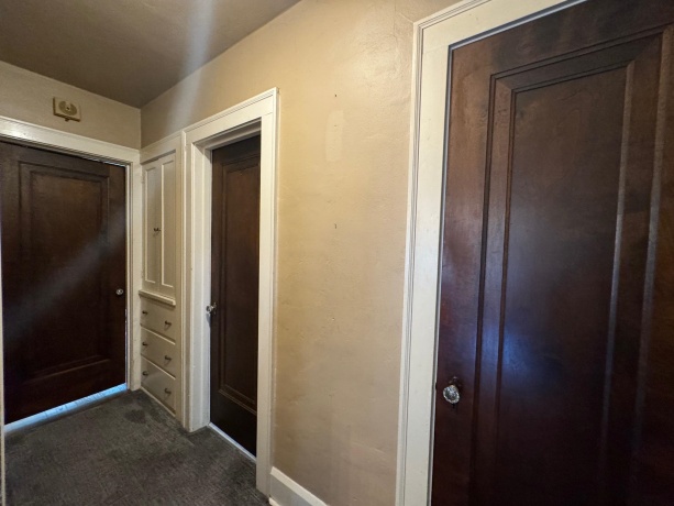 2231 9th Avenue, ROCKFORD, Illinois 61104, 3 Bedrooms Bedrooms, ,1 BathroomBathrooms,House,For Sale,9th Avenue,202504548