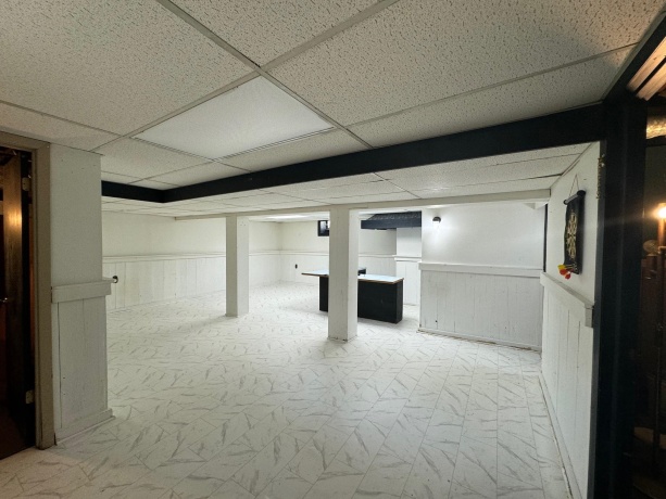 2231 9th Avenue, ROCKFORD, Illinois 61104, 3 Bedrooms Bedrooms, ,1 BathroomBathrooms,House,For Sale,9th Avenue,202504548