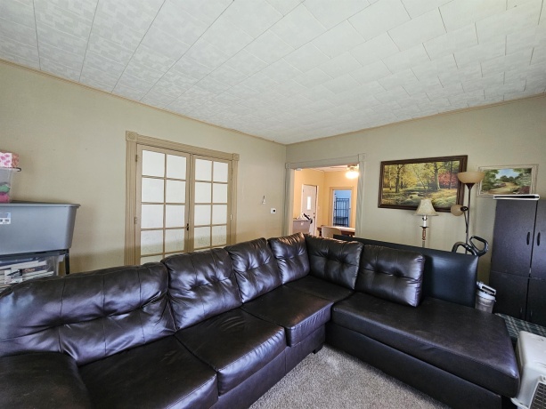 302 Park, MORRISON, Illinois 61270, 3 Bedrooms Bedrooms, ,1 BathroomBathrooms,House,For Sale,Park,202504553