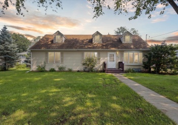 315 4th, BYRON, Illinois 61010, 4 Bedrooms Bedrooms, ,2 BathroomsBathrooms,House,For Sale,4th,202504600