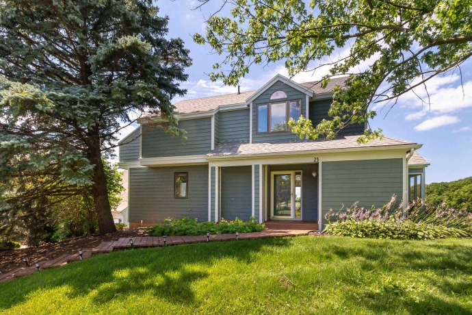 23 Gleneagle, GALENA, Illinois 61036, 3 Bedrooms Bedrooms, ,3 BathroomsBathrooms,House,For Sale,Gleneagle,202504601