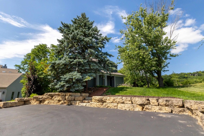 23 Gleneagle, GALENA, Illinois 61036, 3 Bedrooms Bedrooms, ,3 BathroomsBathrooms,House,For Sale,Gleneagle,202504601