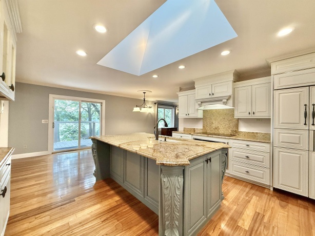 2107 Pow Wow, BELOIT, Wisconsin 53511, 4 Bedrooms Bedrooms, ,3 BathroomsBathrooms,House,For Sale,Pow Wow,202504499