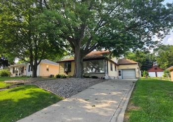 108 6th, SPRING VALLEY, Illinois 61362, 4 Bedrooms Bedrooms, ,2 BathroomsBathrooms,House,For Sale,6th,202504610