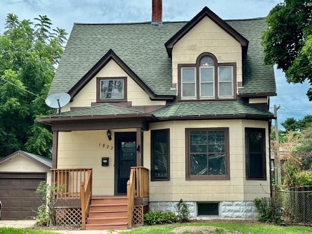 1822 Charles, ROCKFORD, Illinois 61104, 3 Bedrooms Bedrooms, ,1 BathroomBathrooms,House,For Sale,Charles,202504372