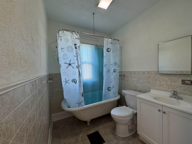 1822 Charles, ROCKFORD, Illinois 61104, 3 Bedrooms Bedrooms, ,1 BathroomBathrooms,House,For Sale,Charles,202504372