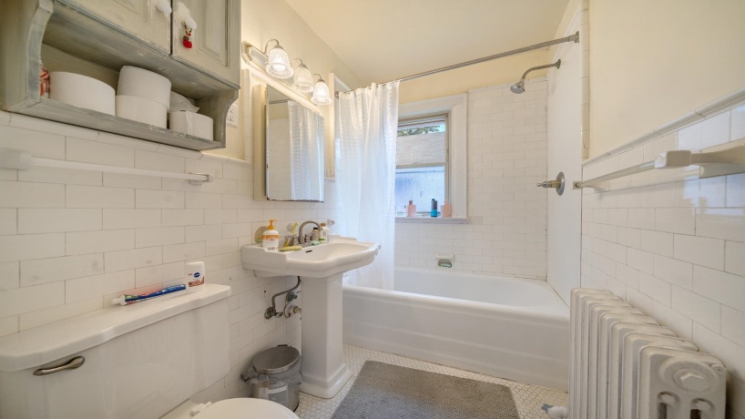 1218 Harlem, ROCKFORD, Illinois 61103, 3 Bedrooms Bedrooms, ,1 BathroomBathrooms,House,For Sale,Harlem,202504620