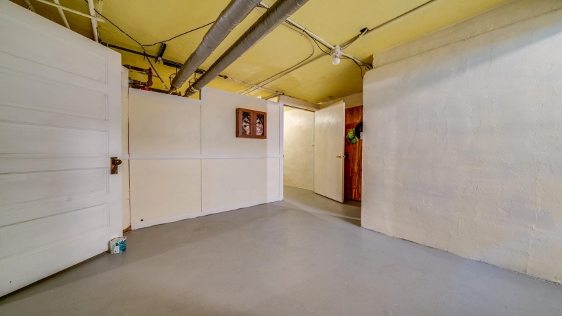 1218 Harlem, ROCKFORD, Illinois 61103, 3 Bedrooms Bedrooms, ,1 BathroomBathrooms,House,For Sale,Harlem,202504620