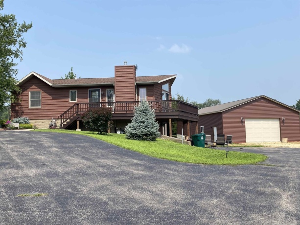 12-199 Willow, LAKE CARROLL, Illinois 61046, 4 Bedrooms Bedrooms, ,3 BathroomsBathrooms,House,For Sale,Willow,202504626