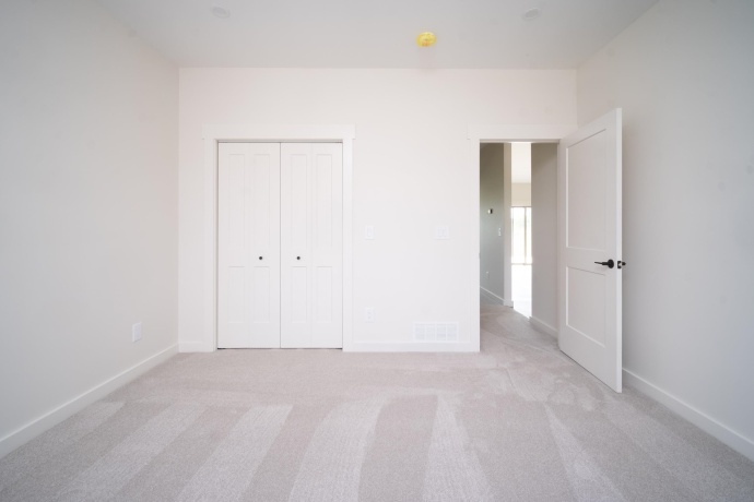 8579 Blue River, ROCKFORD, Illinois 61107, 3 Bedrooms Bedrooms, ,2 BathroomsBathrooms,House,For Sale,Blue River,202504628