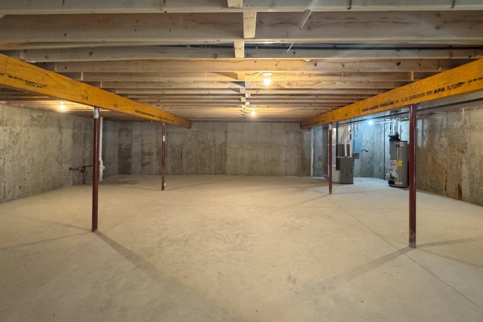 8579 Blue River, ROCKFORD, Illinois 61107, 3 Bedrooms Bedrooms, ,2 BathroomsBathrooms,House,For Sale,Blue River,202504628