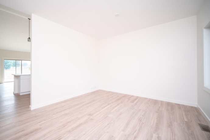 8579 Blue River, ROCKFORD, Illinois 61107, 3 Bedrooms Bedrooms, ,2 BathroomsBathrooms,House,For Sale,Blue River,202504628