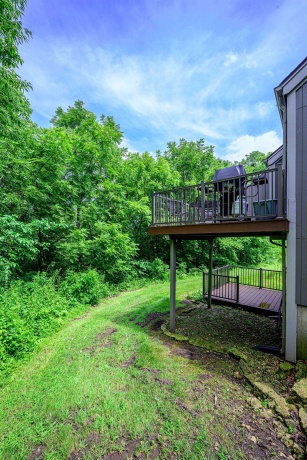 19 Cedar Bluff, GALENA, Illinois 61036, 3 Bedrooms Bedrooms, ,2 BathroomsBathrooms,Condominium,For Sale,Cedar Bluff,202504646