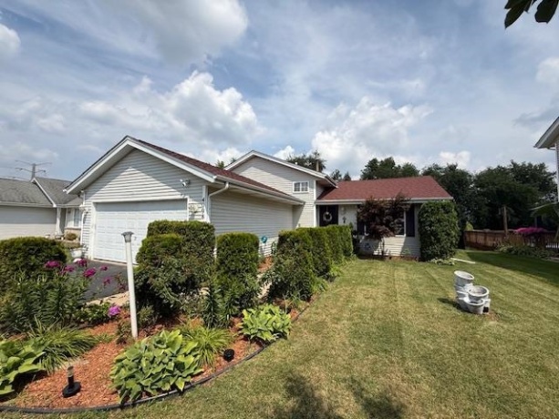 4098 Biltmore Chase, ROCKFORD, Illinois 61109, 4 Bedrooms Bedrooms, ,1 BathroomBathrooms,House,For Sale,Biltmore Chase,202504651