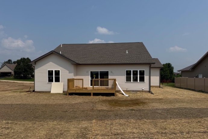 550 Cross Plains, ROCKFORD, Illinois 61107, 3 Bedrooms Bedrooms, ,2 BathroomsBathrooms,House,For Sale,Cross Plains,202504653