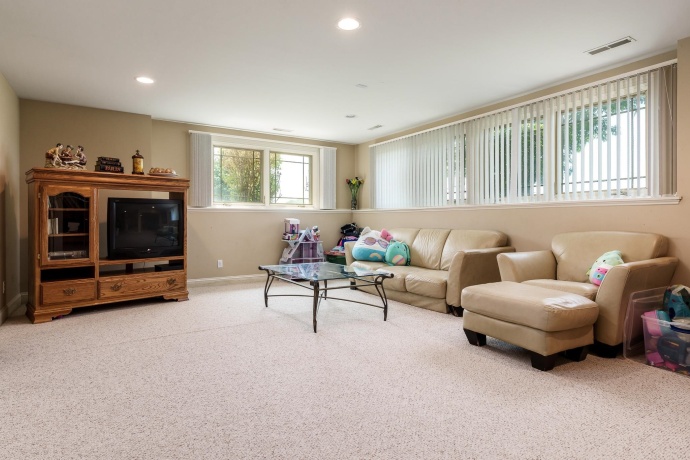 128 Titleist, POPLAR GROVE, Illinois 61065, 4 Bedrooms Bedrooms, ,4 BathroomsBathrooms,House,For Sale,Titleist,202504672