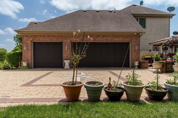 128 Titleist, POPLAR GROVE, Illinois 61065, 4 Bedrooms Bedrooms, ,4 BathroomsBathrooms,House,For Sale,Titleist,202504672