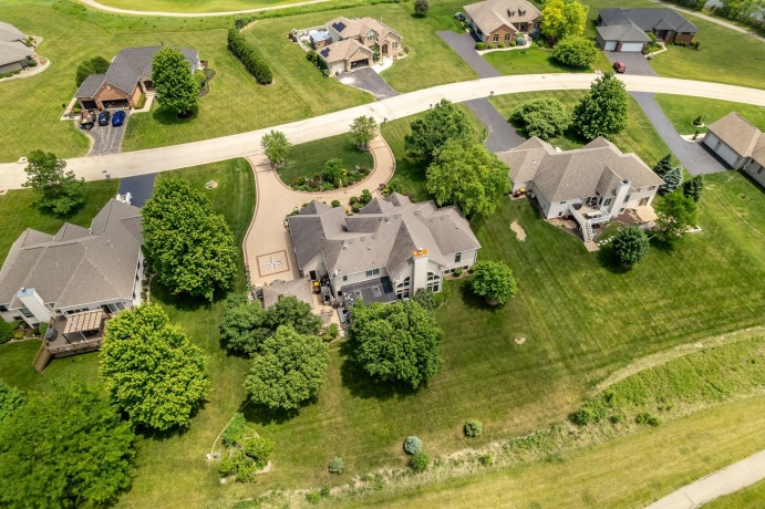 128 Titleist, POPLAR GROVE, Illinois 61065, 4 Bedrooms Bedrooms, ,4 BathroomsBathrooms,House,For Sale,Titleist,202504672