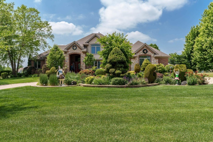 128 Titleist, POPLAR GROVE, Illinois 61065, 4 Bedrooms Bedrooms, ,4 BathroomsBathrooms,House,For Sale,Titleist,202504672