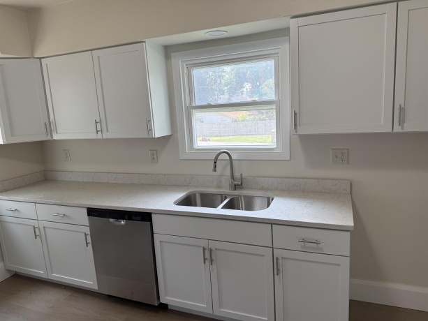 1606 23rd, ROCKFORD, Illinois 61108, 4 Bedrooms Bedrooms, ,2 BathroomsBathrooms,House,For Sale,23rd,202504680