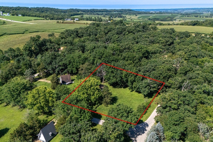 46 Oak Valley, ELIZABETH, Illinois 61028, 2 Bedrooms Bedrooms, ,1 BathroomBathrooms,House,For Sale,Oak Valley,202504687