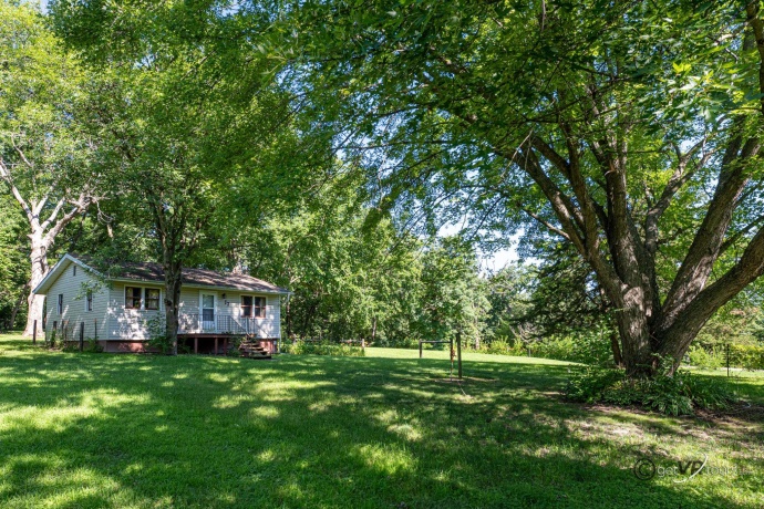 46 Oak Valley, ELIZABETH, Illinois 61028, 2 Bedrooms Bedrooms, ,1 BathroomBathrooms,House,For Sale,Oak Valley,202504687