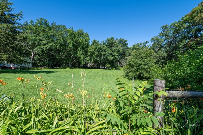 46 Oak Valley, ELIZABETH, Illinois 61028, 2 Bedrooms Bedrooms, ,1 BathroomBathrooms,House,For Sale,Oak Valley,202504687