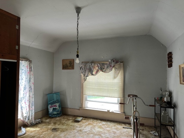 206 VIADUCT, SAVANNA, Illinois 61074, 3 Bedrooms Bedrooms, ,1 BathroomBathrooms,House,For Sale,VIADUCT,202504730