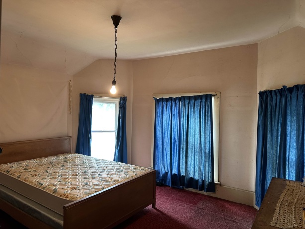 206 VIADUCT, SAVANNA, Illinois 61074, 3 Bedrooms Bedrooms, ,1 BathroomBathrooms,House,For Sale,VIADUCT,202504730