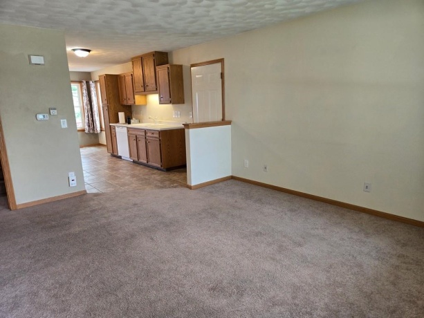 5563 Stockton, ROCKFORD, Illinois 61109, 3 Bedrooms Bedrooms, ,2 BathroomsBathrooms,House,For Sale,Stockton,202504738