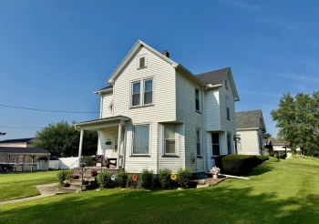 661 Creve Coeur, LaSalle, Illinois 61301, 3 Bedrooms Bedrooms, ,1 BathroomBathrooms,House,For Sale,Creve Coeur,202504759