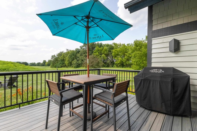 6 Hickory, GALENA, Illinois 61036, 4 Bedrooms Bedrooms, ,3 BathroomsBathrooms,House,For Sale,Hickory,202504765