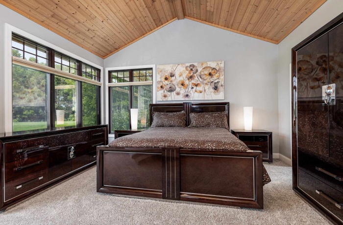 6 Hickory, GALENA, Illinois 61036, 4 Bedrooms Bedrooms, ,3 BathroomsBathrooms,House,For Sale,Hickory,202504765