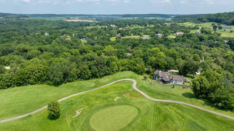 6 Hickory, GALENA, Illinois 61036, 4 Bedrooms Bedrooms, ,3 BathroomsBathrooms,House,For Sale,Hickory,202504765