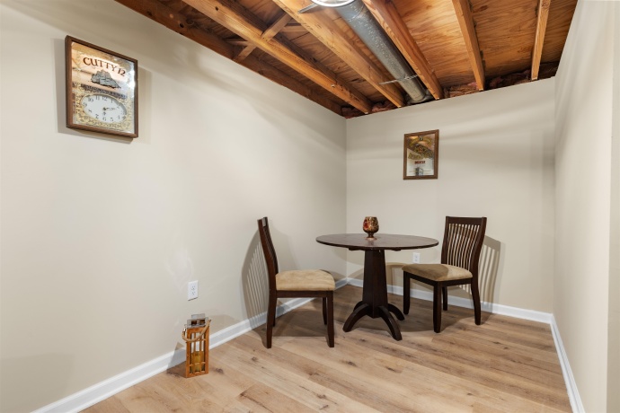 4830 Crown Point, ROSCOE, Illinois 61073, 3 Bedrooms Bedrooms, ,2 BathroomsBathrooms,House,For Sale,Crown Point,202504769