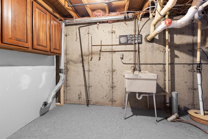 4830 Crown Point, ROSCOE, Illinois 61073, 3 Bedrooms Bedrooms, ,2 BathroomsBathrooms,House,For Sale,Crown Point,202504769