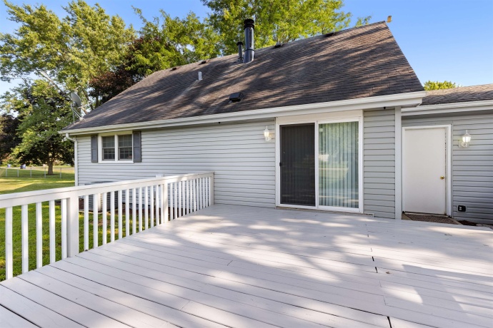 4830 Crown Point, ROSCOE, Illinois 61073, 3 Bedrooms Bedrooms, ,2 BathroomsBathrooms,House,For Sale,Crown Point,202504769