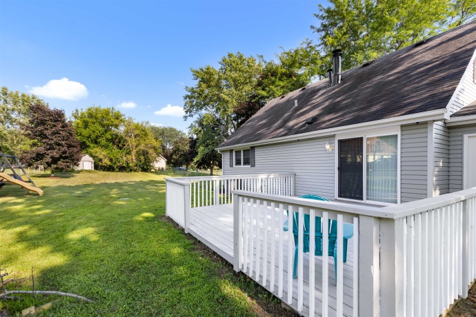 4830 Crown Point, ROSCOE, Illinois 61073, 3 Bedrooms Bedrooms, ,2 BathroomsBathrooms,House,For Sale,Crown Point,202504769