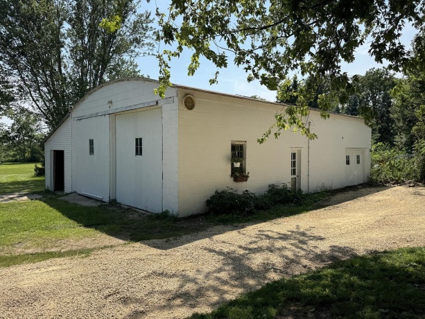 101 Division, SHANNON, Illinois 61078, 4 Bedrooms Bedrooms, ,2 BathroomsBathrooms,House,For Sale,Division,202504786