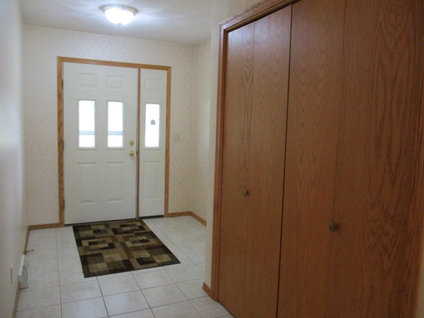 714 Seminole, FREEPORT, Illinois 61032, 4 Bedrooms Bedrooms, ,3 BathroomsBathrooms,Condominium,For Sale,Seminole,202504788